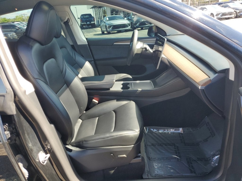 2024 Tesla Model Y Performance