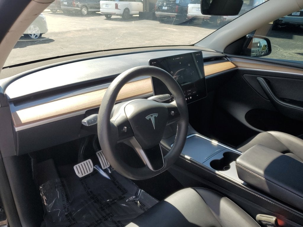 2024 Tesla Model Y Performance