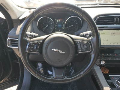 2019 Jaguar F-PACE 25t Premium