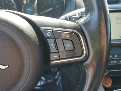 2019 Jaguar F-PACE 25t Premium
