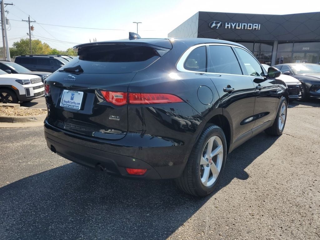 2019 Jaguar F-PACE 25t Premium