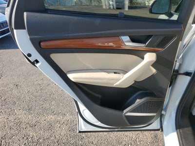 2021 Audi Q5 45 Prestige quattro