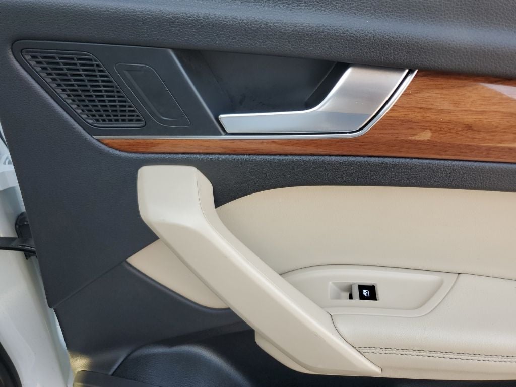 2021 Audi Q5 45 Prestige quattro