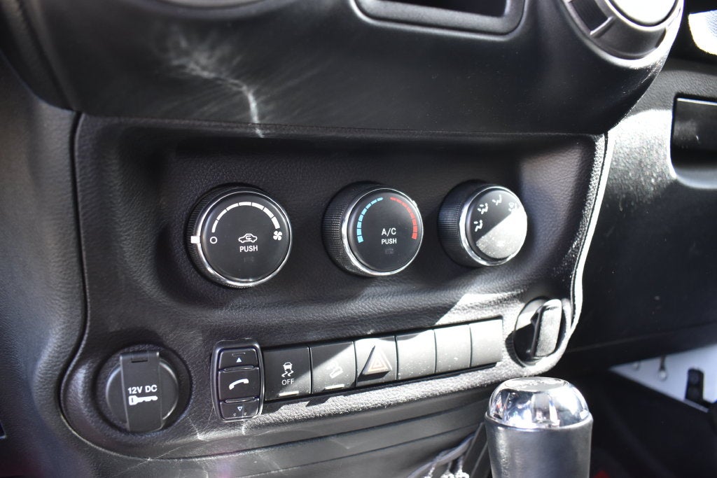 2015 Jeep Wrangler Sport