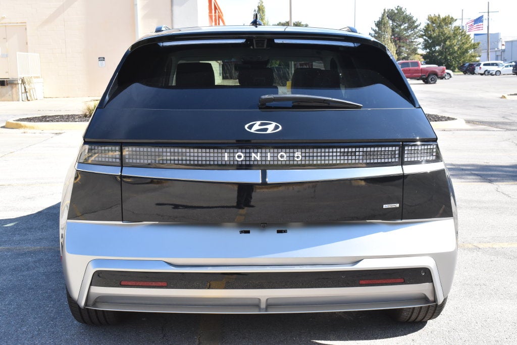 2025 Hyundai IONIQ 5 Limited